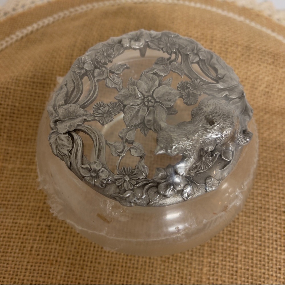 Vtg. Rawcliffe Pewter Lidded Jar Dish Cat In Flower Garden